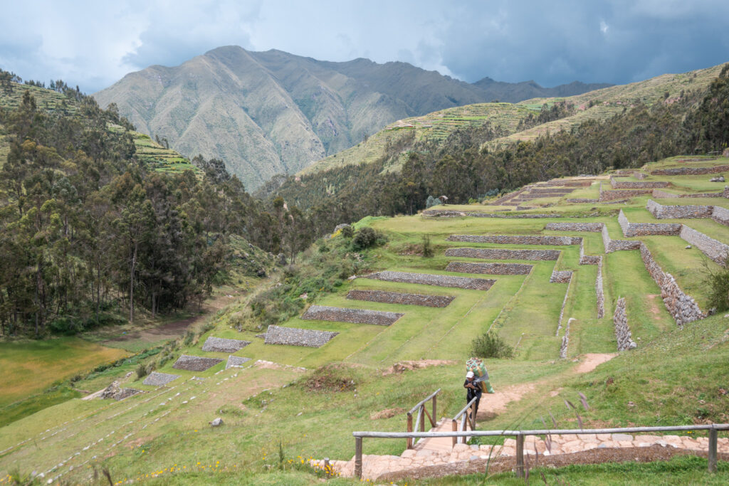 chinchero to urquillos hike guide hiking tips