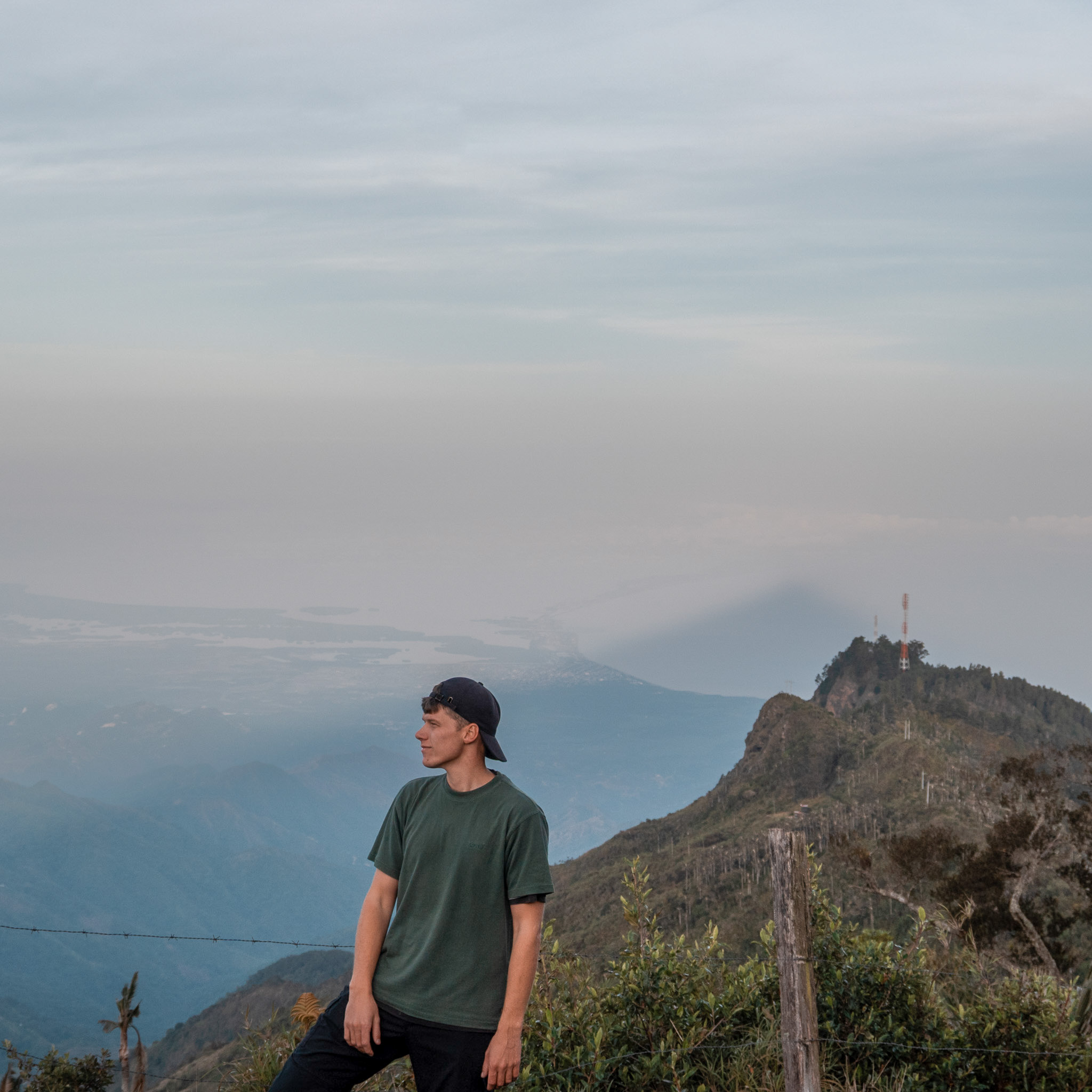 cero kennedy hike minca colombia breakawaywithbart