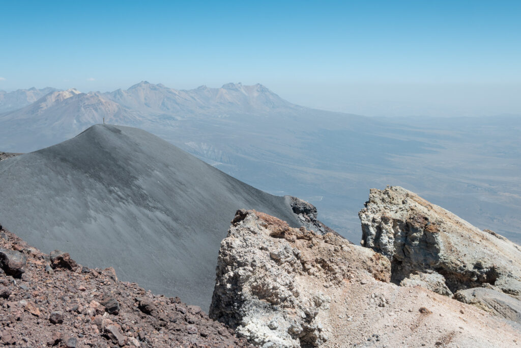 misti volcano arequipa hike and camping solo guide
